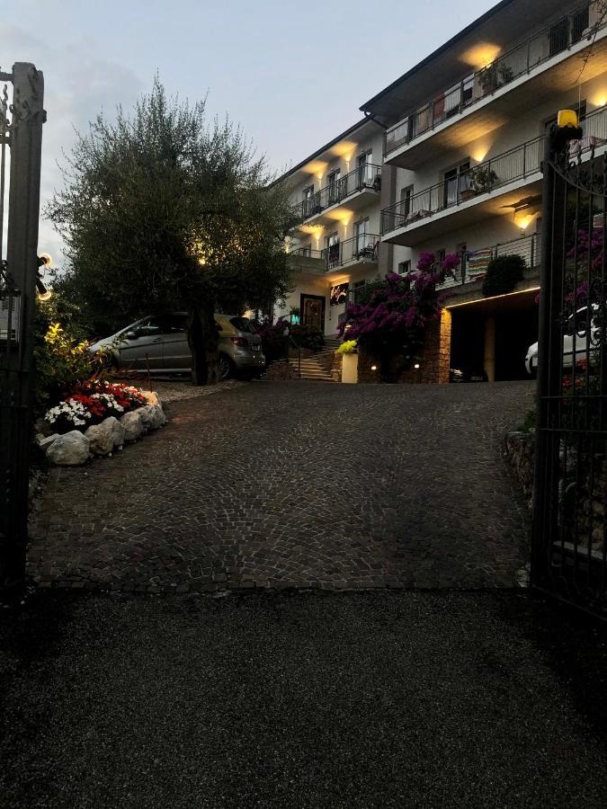 Hotel Garden Malcesine Bagian luar foto