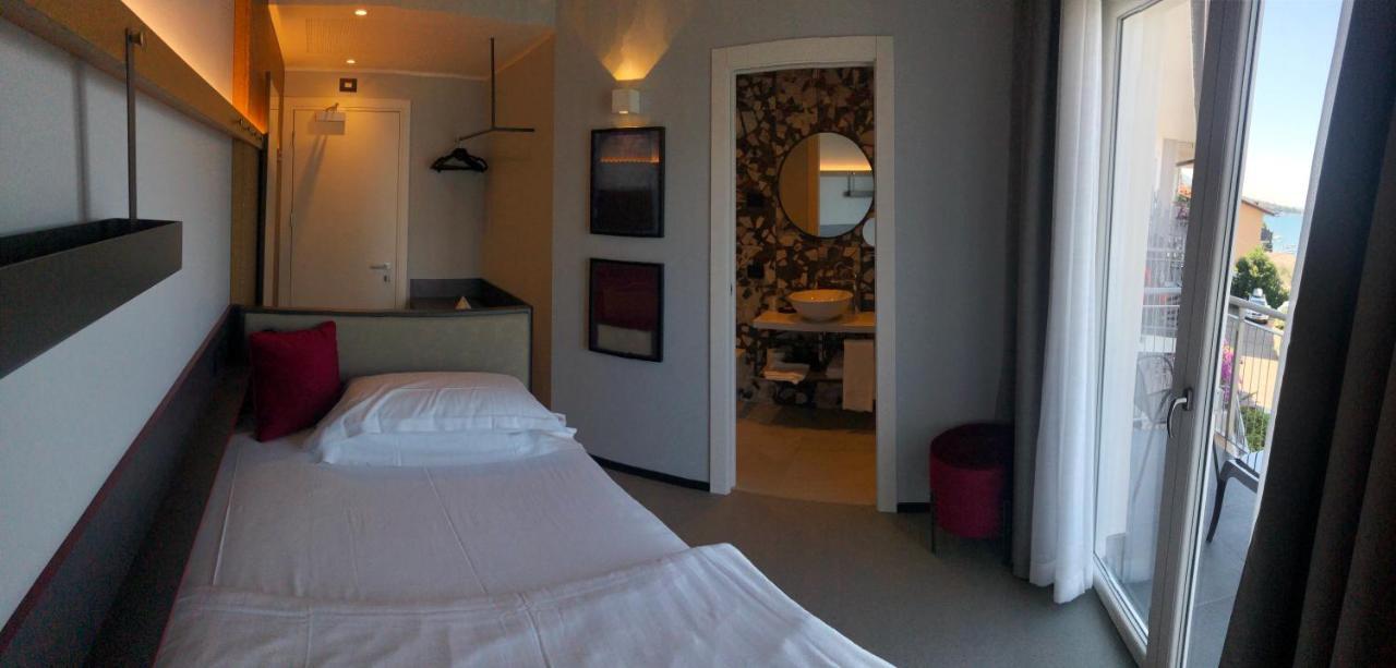 Hotel Garden Malcesine Bagian luar foto