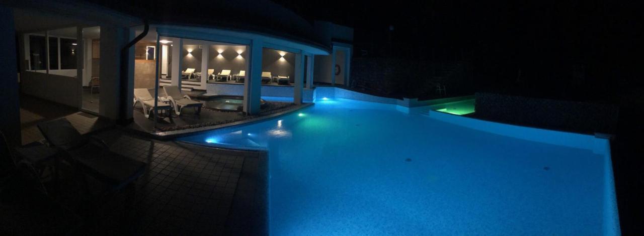 Hotel Garden Malcesine Bagian luar foto