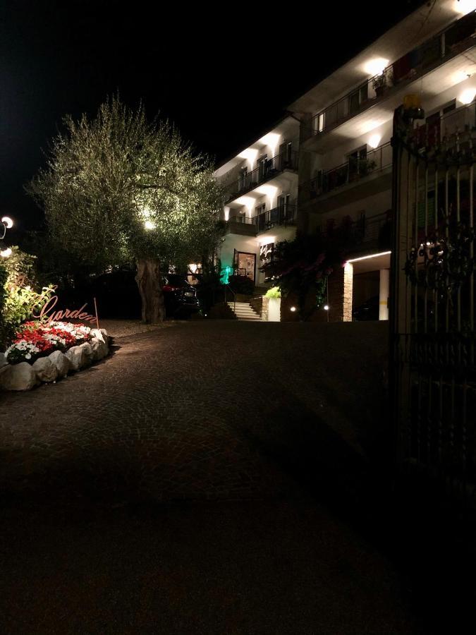 Hotel Garden Malcesine Bagian luar foto