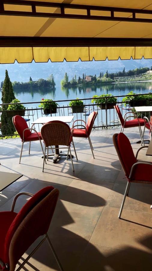 Hotel Garden Malcesine Bagian luar foto