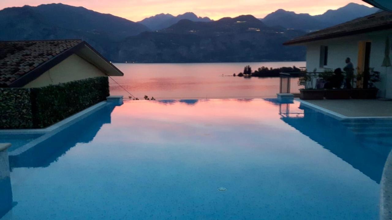 Hotel Garden Malcesine Bagian luar foto